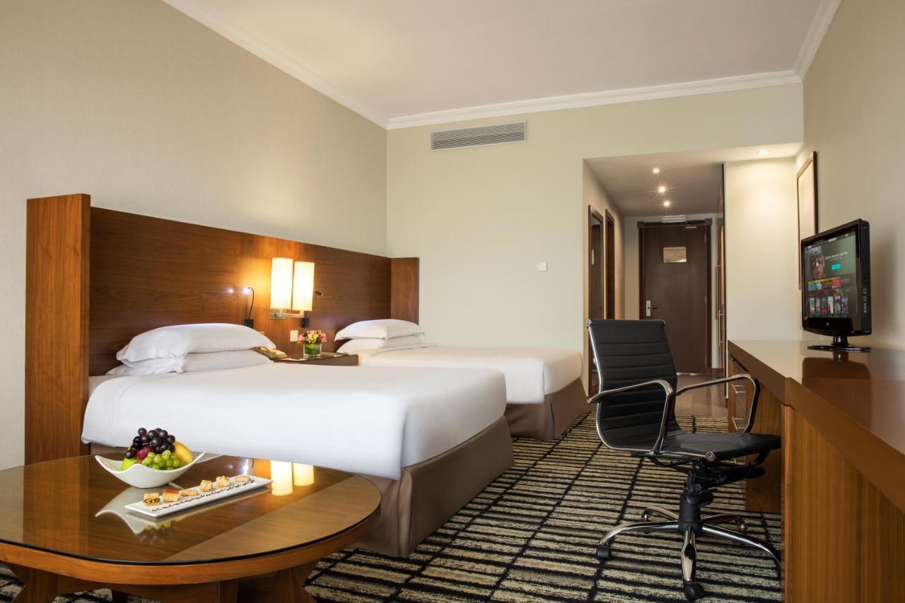 Jumeira Rotana - Dubai Exterior photo